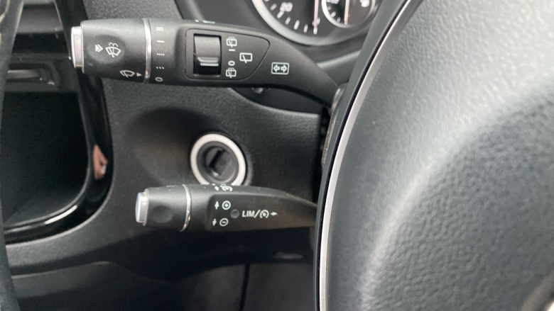 Mercedes-Benz Vito Tourer L3 Diesel Rwd 114 CDI Select 9-Seater 9G-Tronic